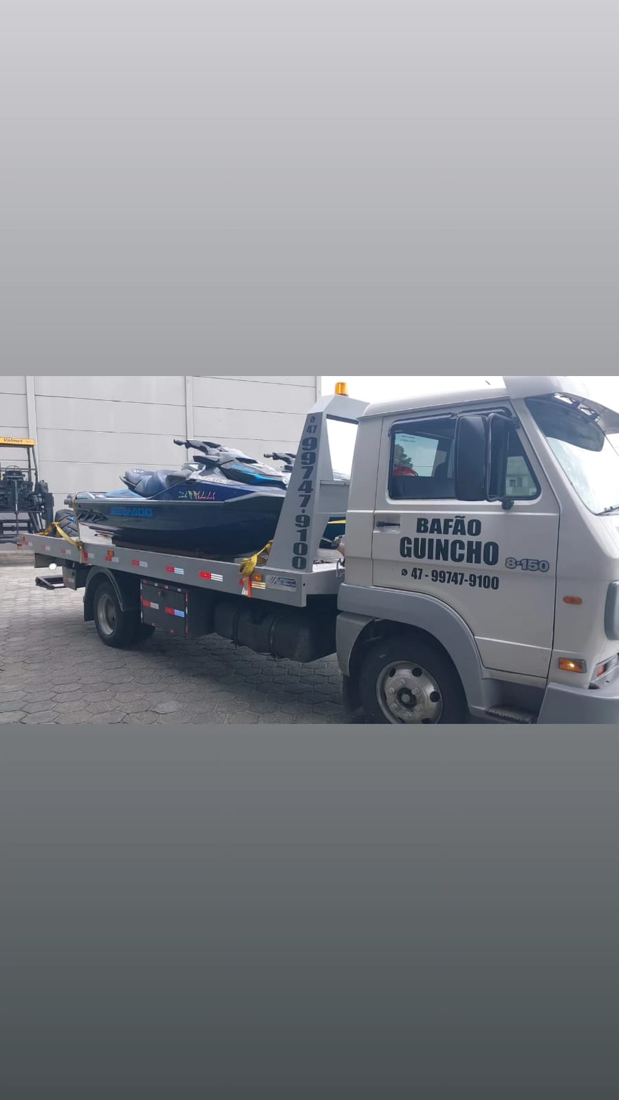 Transporte de quadriciclos e botes